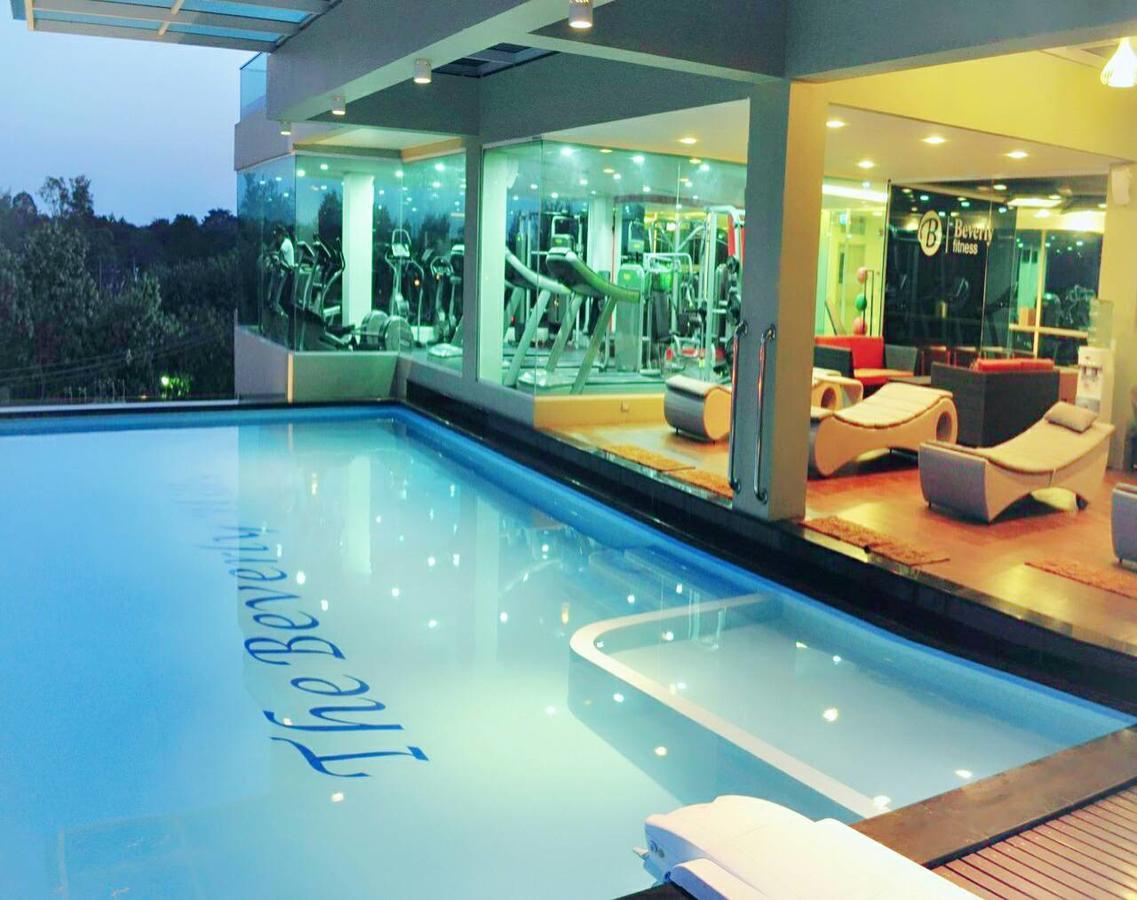 The Beverly Hills Hotel Nakhon Ratchasima Extérieur photo